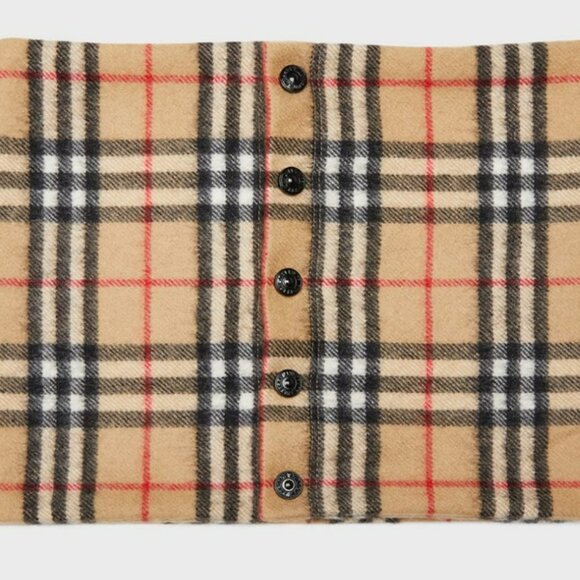 NWT Burberry Archive Beige Vintage Check-Pattern 100% Cashmere Snood - Picture 1 of 4